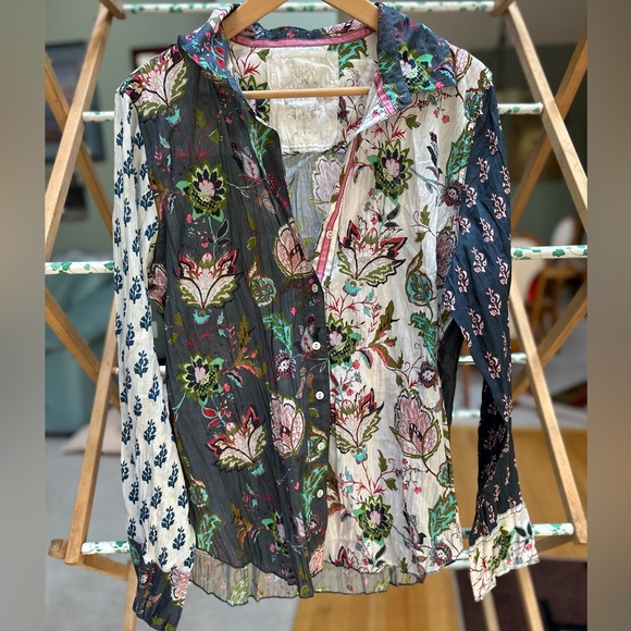 Cino Tops - Cino Multicolored Floral Button-Down – Size XL